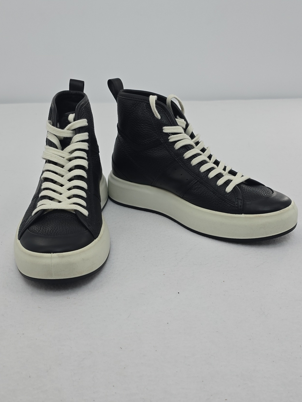 ECCO Street Ace Women's Leather High-Top Sneaker